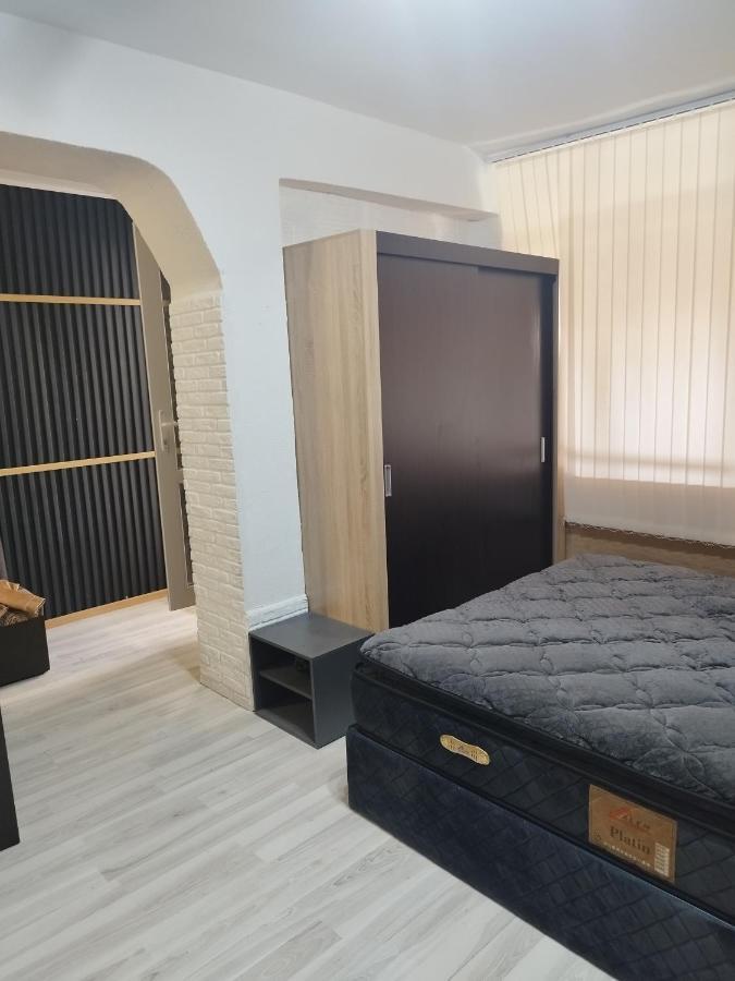 Апартамент За Гости Централ Tirnovo Exterior foto